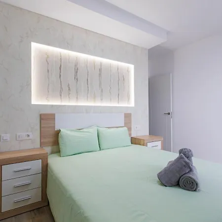 Boutique Apartment *