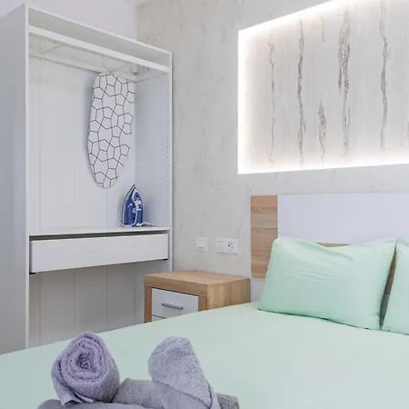 Boutique Apartment *